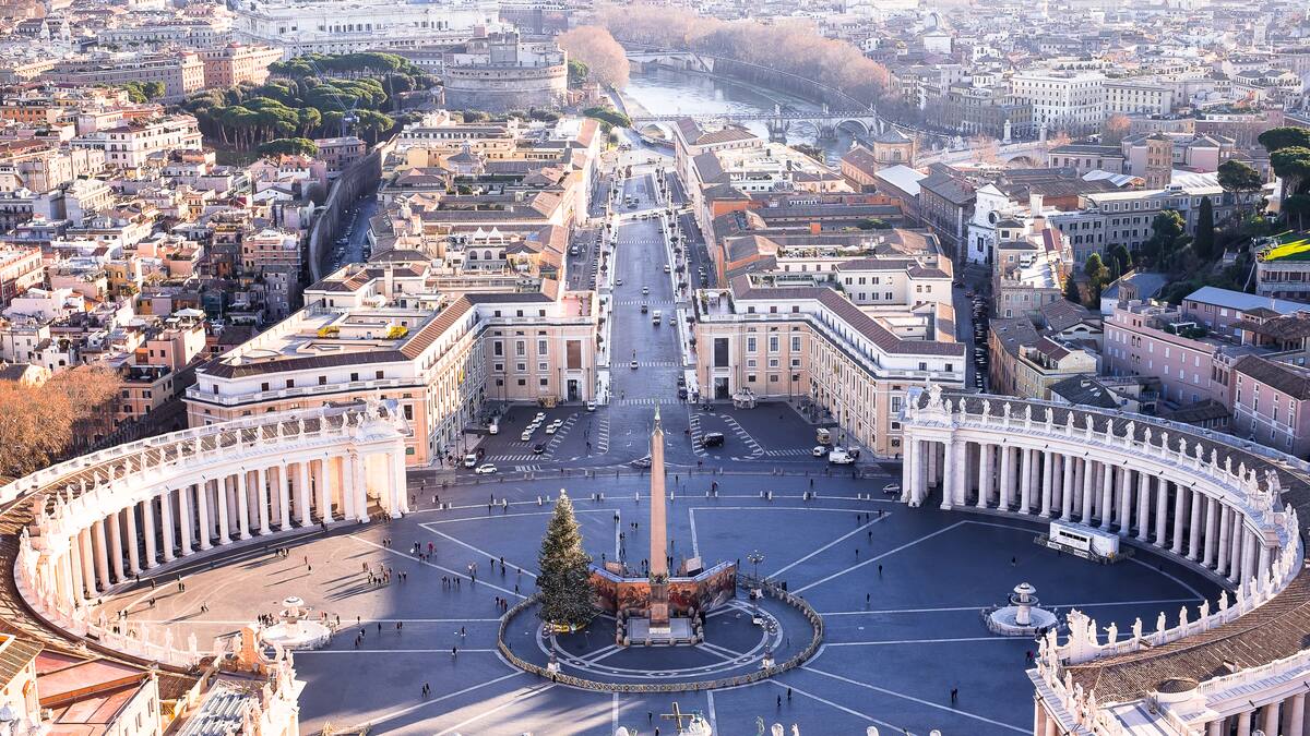 El extraño caso del Vaticano
