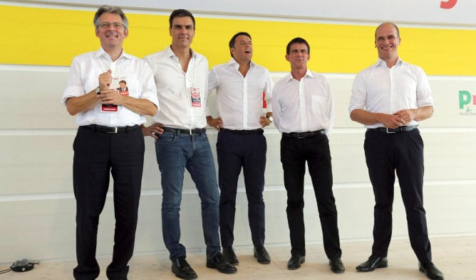 Los líderes socialdemócratas de España, Francia y Alemania junto con el Primer Ministro italiano Matteo Renzi en un encuentro celebrado en Bolonia (Italia).