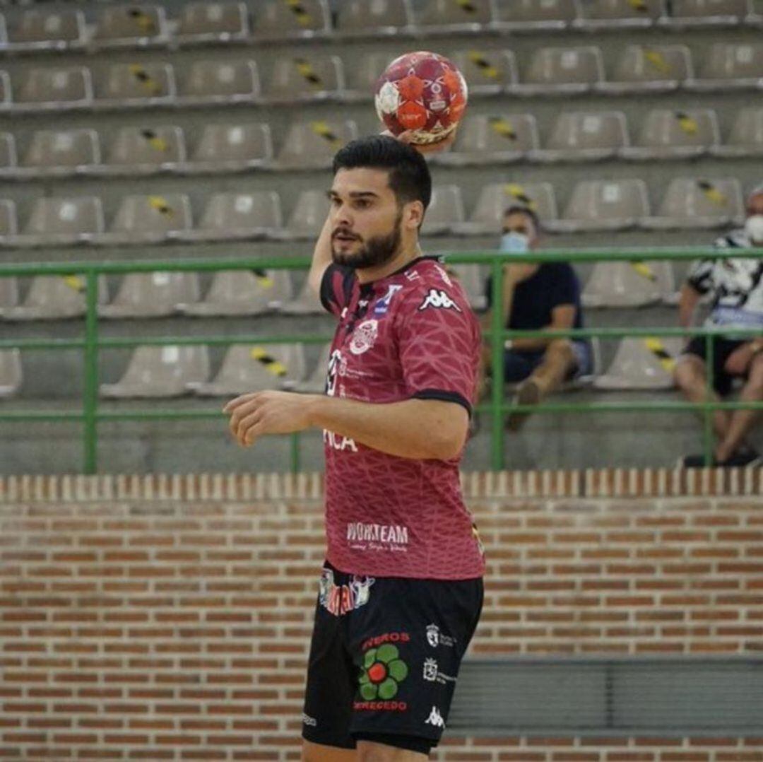 Natán Suarez puede abandonar la disciplina del ABANCA Ademar al final de esta temporada con destino a Portugal 