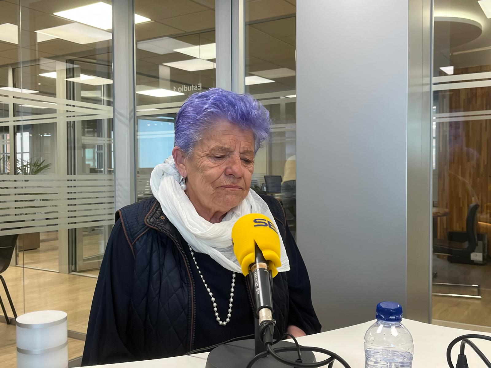 Begoña Mateo a día de hoy, en el estudio de la SER