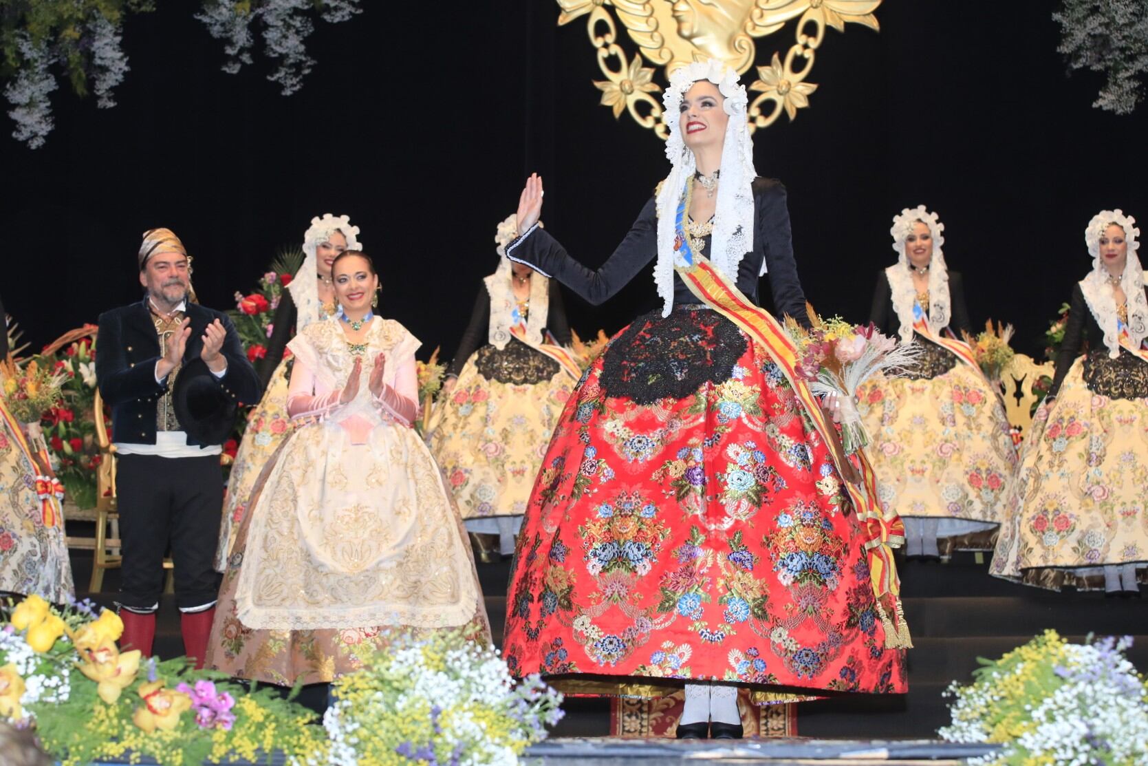 Belén Mora, proclamada oficialmente como Bellea del Foc 2023 en un acto que se celebró en el Teatro Principal