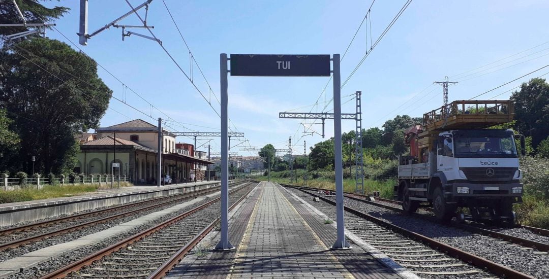 Estación de tren de Guillarei en Tui.