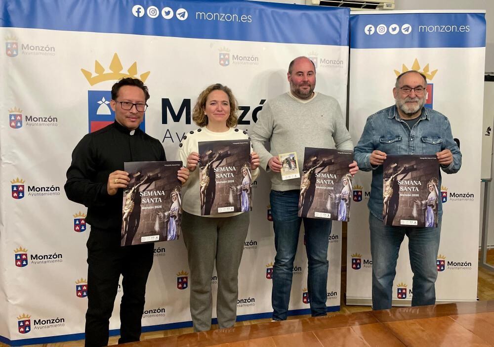 Rubén Darío, Marta Montaner, Antonio Raluy y Aurelio Cortés en la presentación de los actos de la Semana Santa