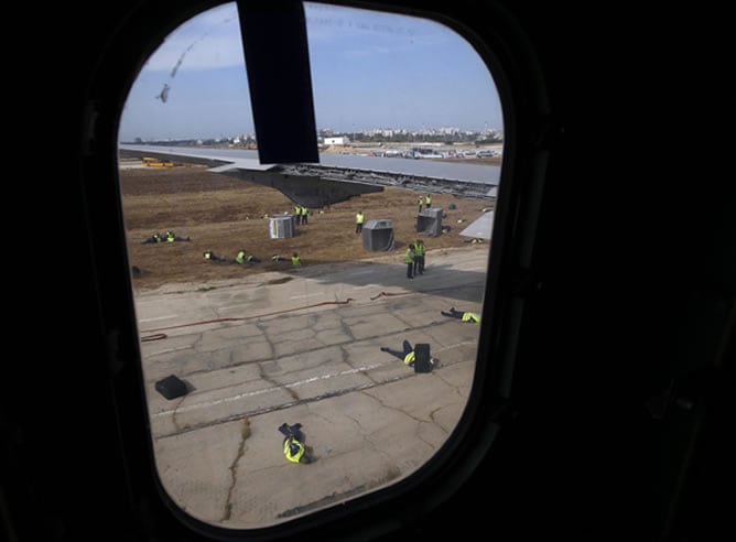 Altas medidas de seguridad en los aeropuertos internacionales / REUTERS