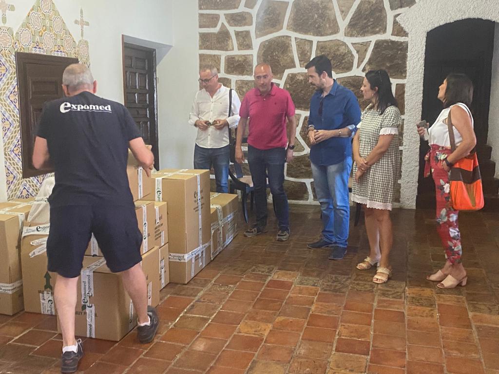 Las piezas han llegado embaladas al monasterio de La Encarnación (Mula), donde han sido recibidas por el concejal de Seguridad Ciudadana, Cultura y Patrimonio Histórico, Diego Jesús Boluda, entre otros miembros del equipo de Gobierno y técnicos municipales