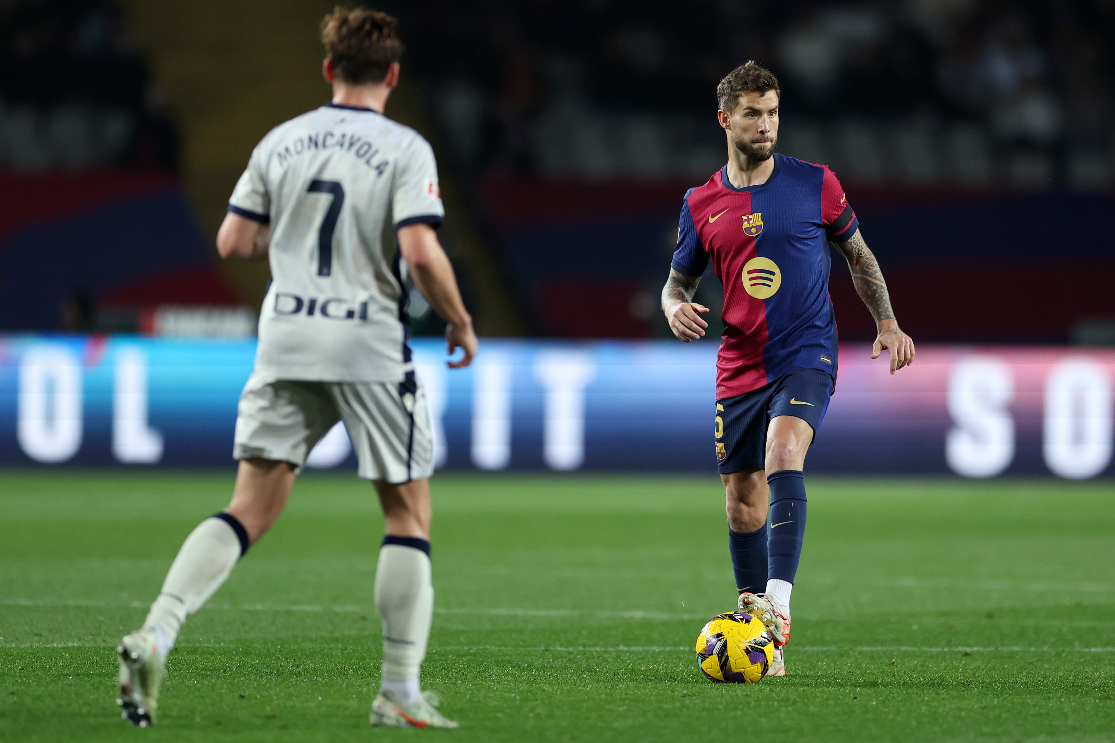 Iñigo Martínez ,en el partido entre Barça y Osasuna del 27 de marzo de 2025