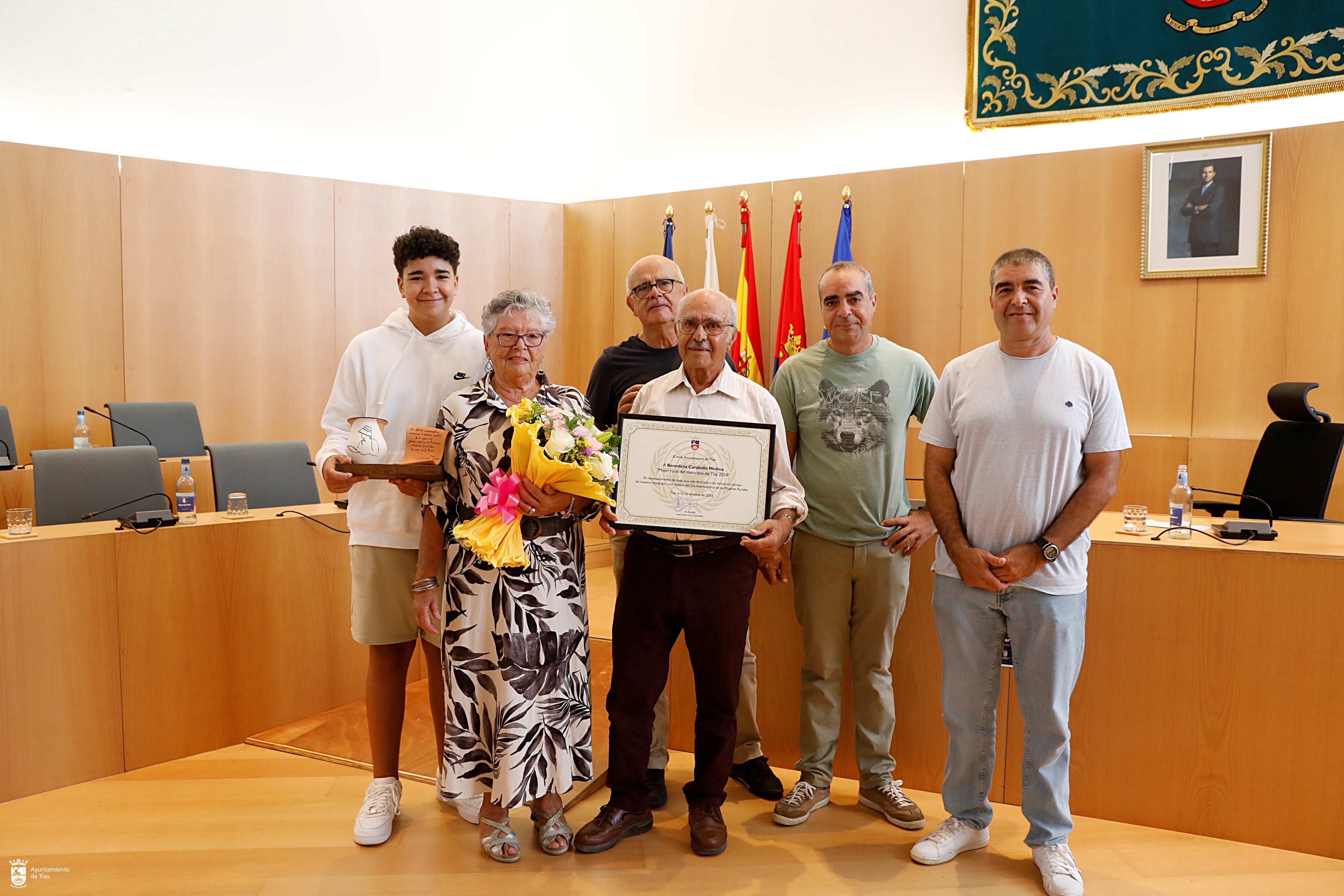 Reconocimiento del Ayuntamiento a Benedicta Caraballo Medina, Mujer Rural de Tías 2024.