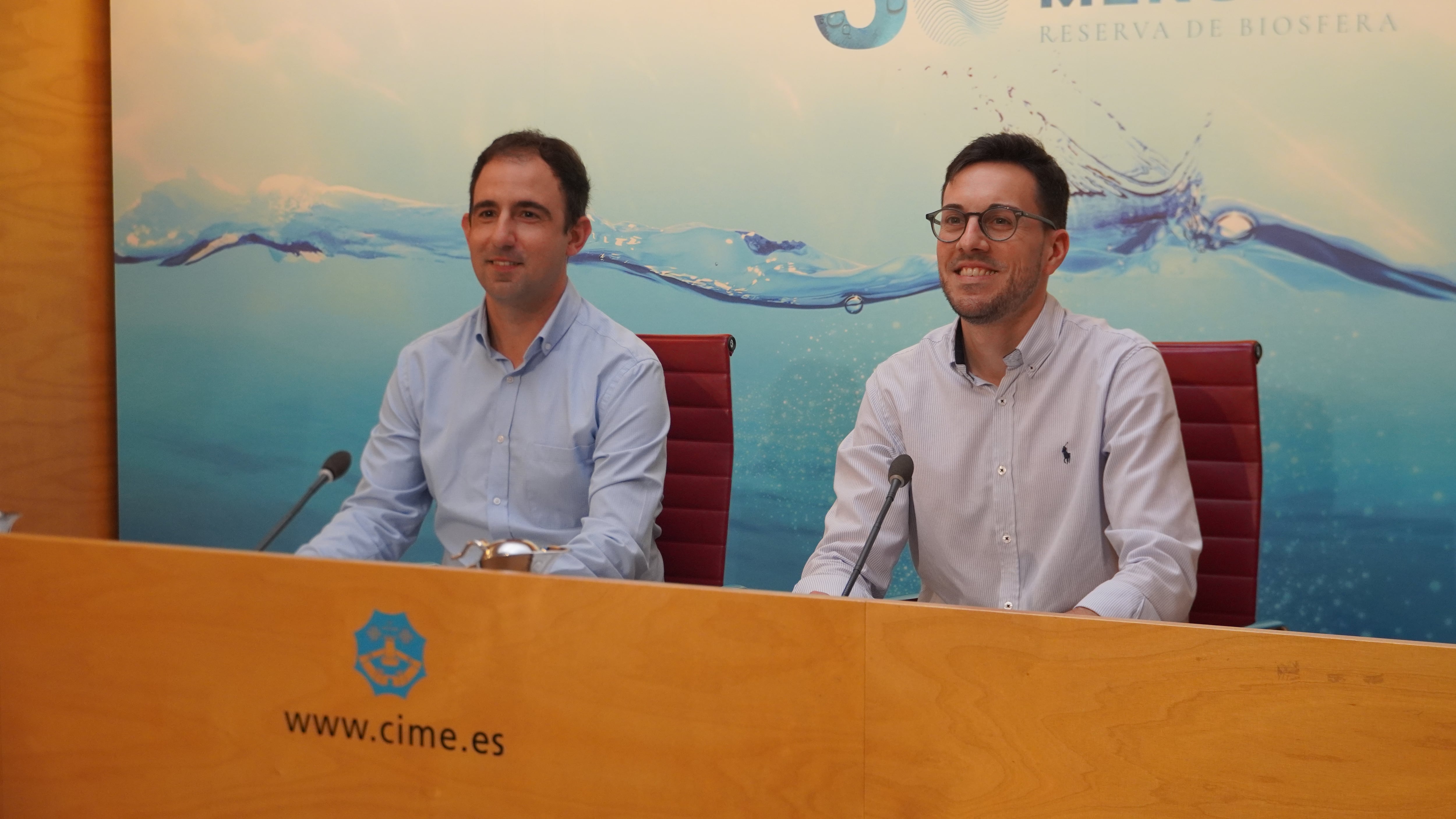 Rafel Quintana, director insular d'Esports i Joan Pons Torres, conseller responsable d'aquest departament i també de Cultura. 