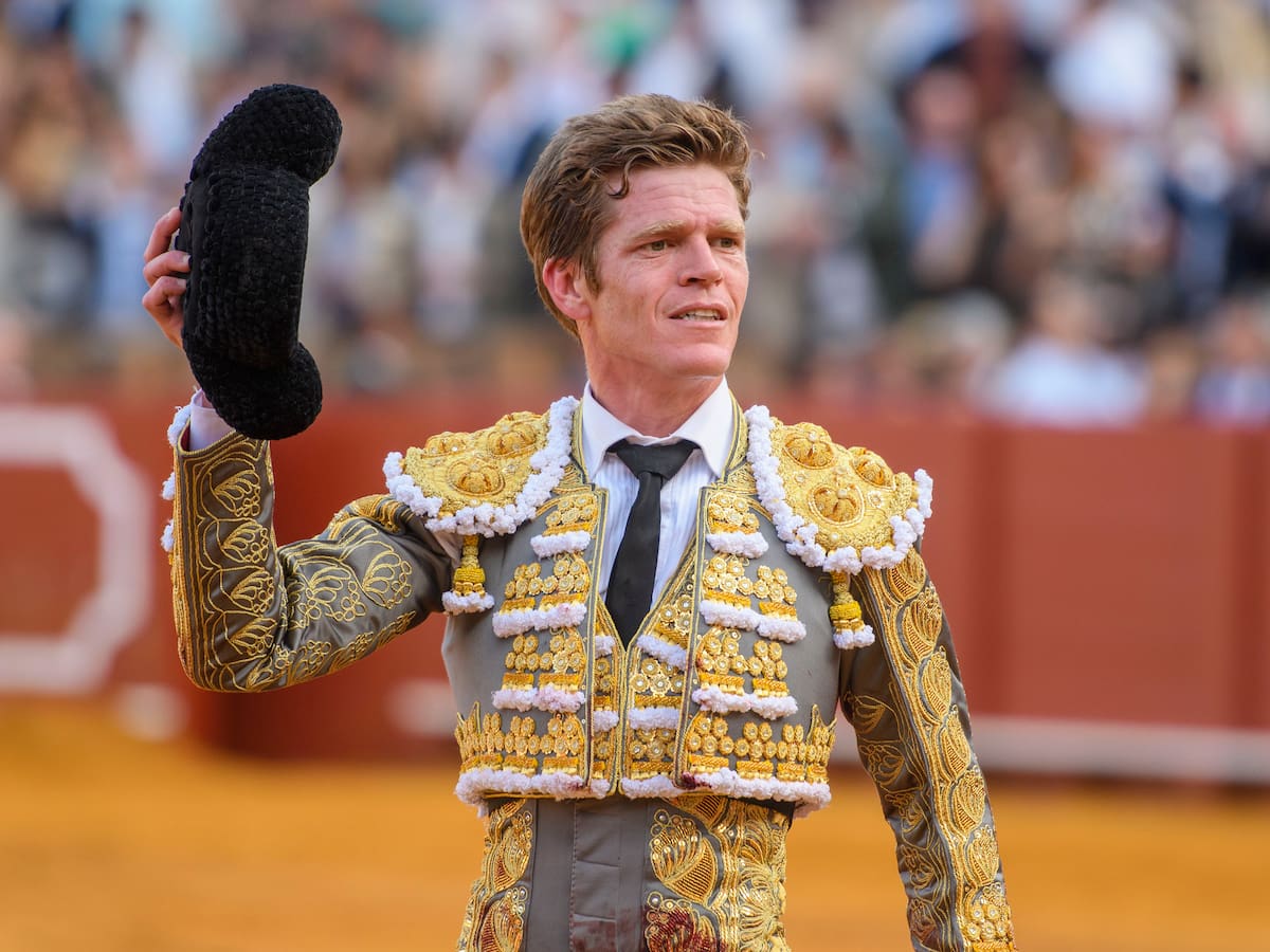 Los fallos a espadas propiciaron la primera tarde sin trofeos de lo que llevamos de Feria