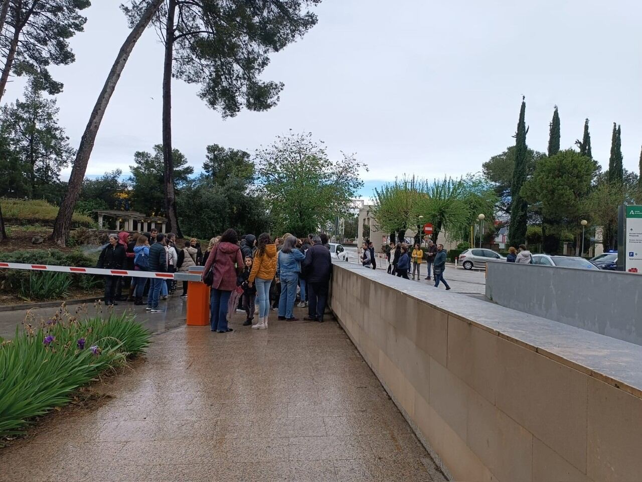 Concentración del personal de Salud Responde.