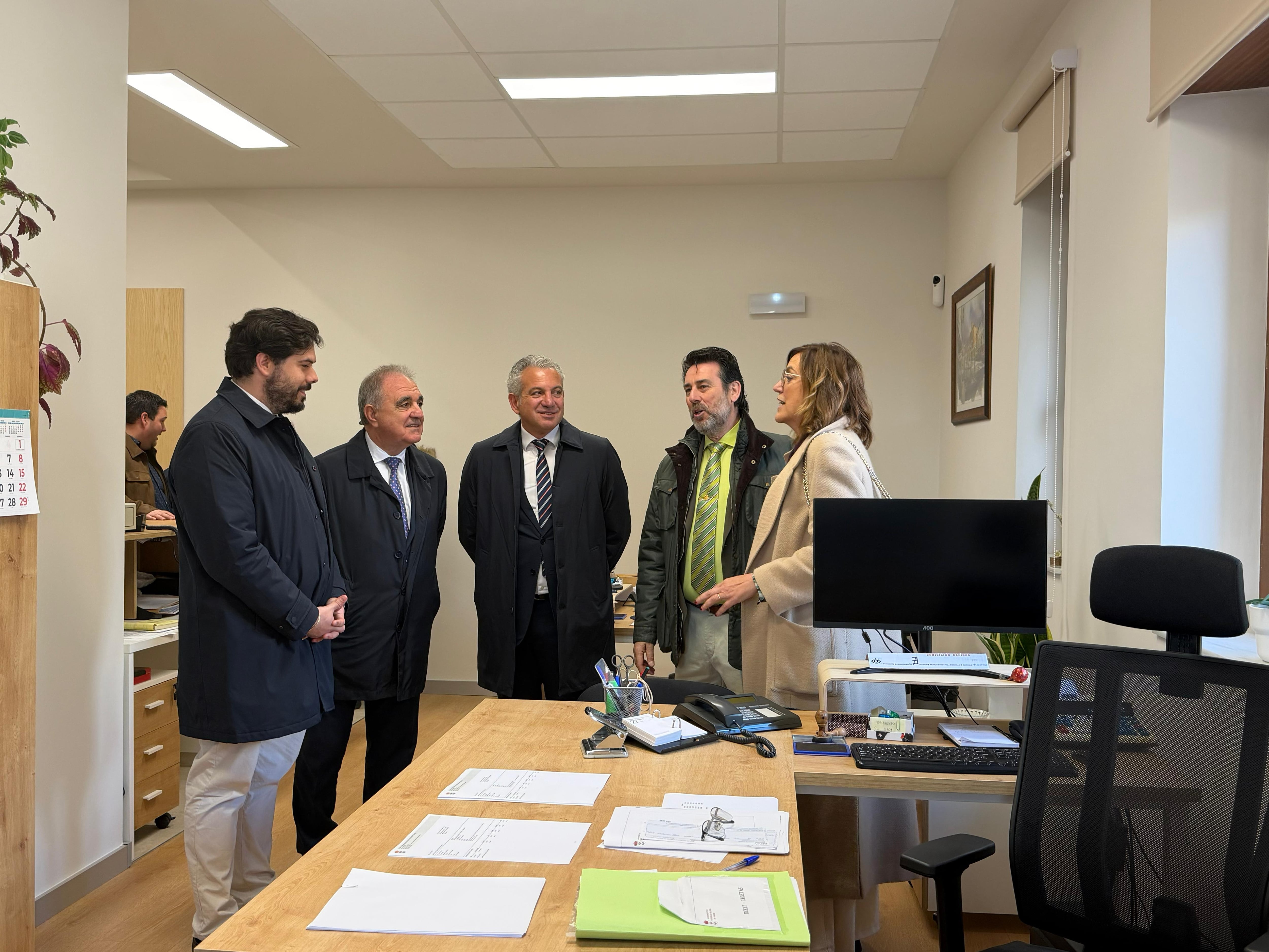 El delegado del Gobierno en Castilla y León participa en la inauguración las obras de reforma de la eficiencia energética del ayuntamiento de Herrera de Pisuerga