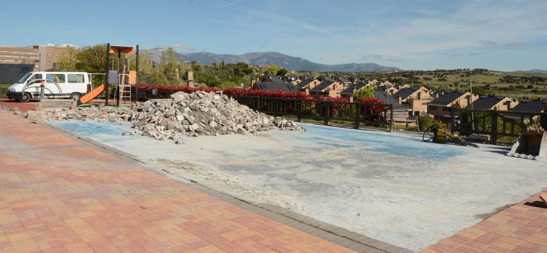 Se renovarán los juegos infantiles y se creará una ‘barrera verde'