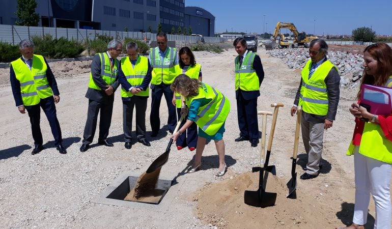 La consejera de Economía, Hacienda y Empleo de la Comunidad de Madrid ha estado en el acto de Airbus.