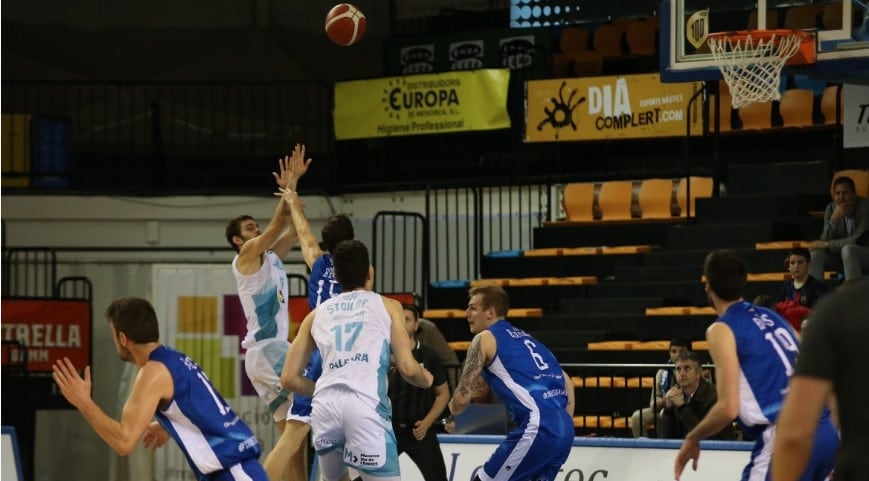 L'Hestia segueix guanyant per acabar la fase regular el més amunt possible.