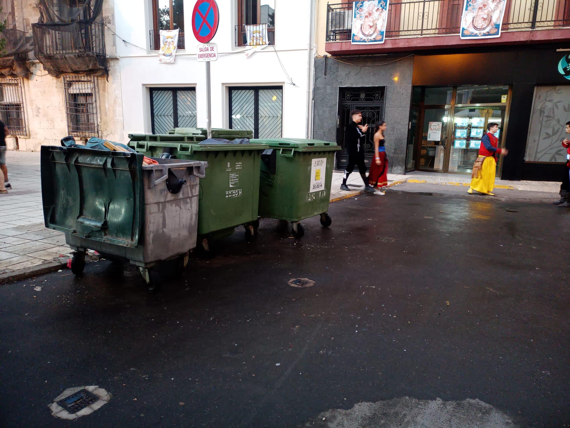 Limpieza de las calles tras las fiestas