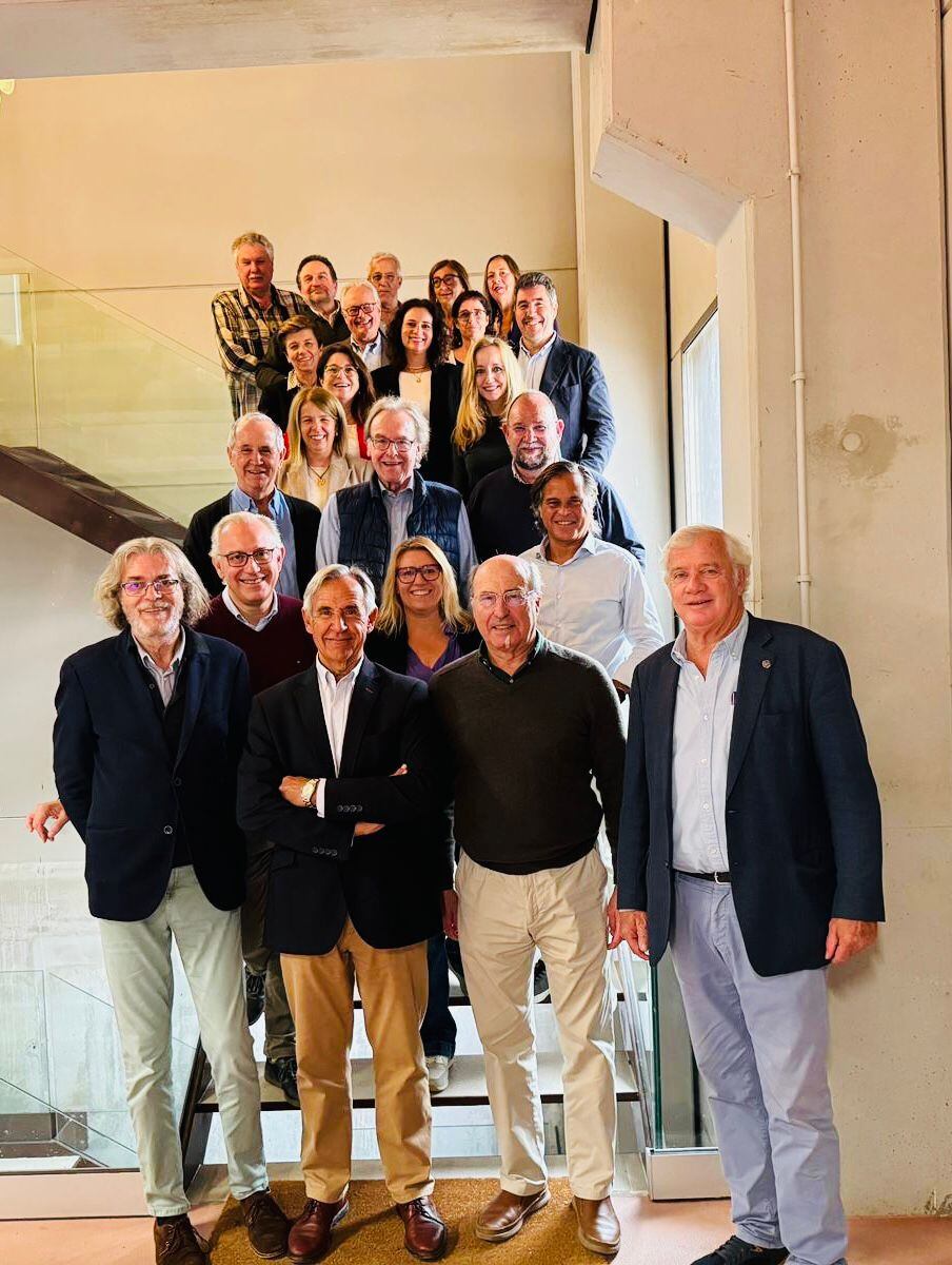 Miembros de la nueva Acadèmia de la Cuina, del Vi i de la Gastronomia de les Illes Balears