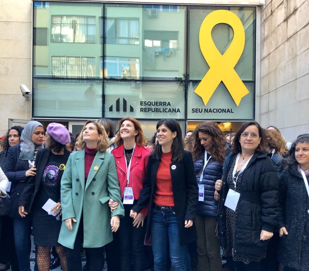 La portavoz de ERC, Marta Vilalta, antes de participar en la asamblea anual de mujeres del partido