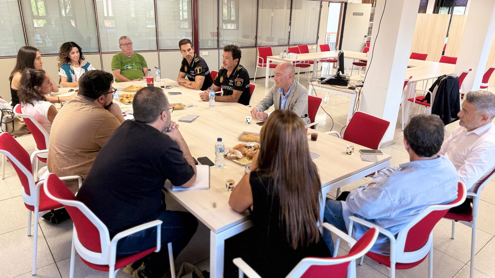 Ángel Albendín, comisario de la Policía Local de València, durante el desayuno informativo para dar a conocer su nuevo Plan Estratégico.