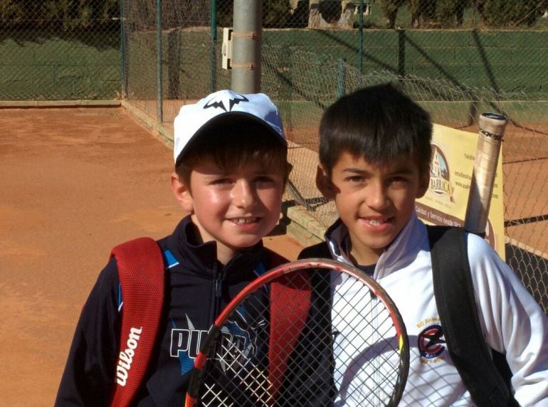 Jorge Rivas y Fernando Selva disputarán la final del &quot;Deportes Amorós Junior Tour 2.016&quot;