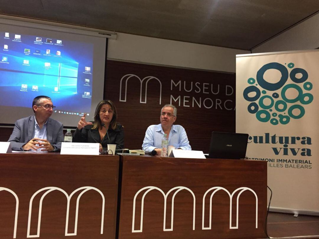 La consellera Fanny Tur ha inaugurat al Museu de Menorca aquesta trobada cultural.