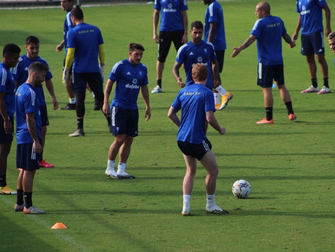 Imagen de un entrenamiento de esta semana en El Rosal