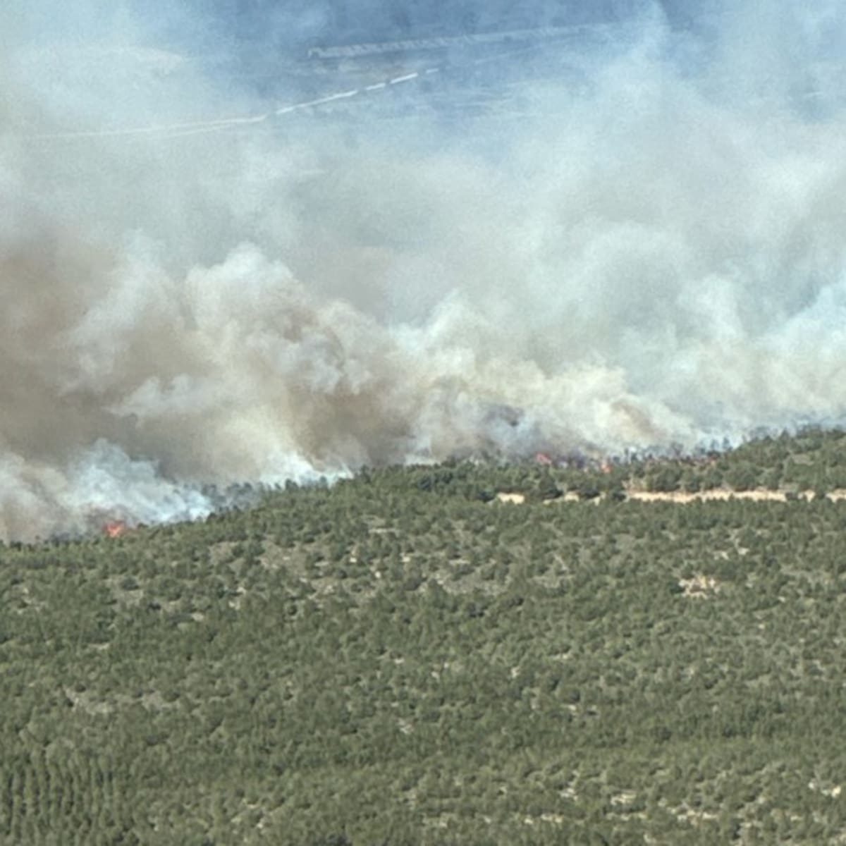 Sierra Espuña da por extinguido el incendio tras un amplio despliegue y más de 436 hectáreas calcinadas