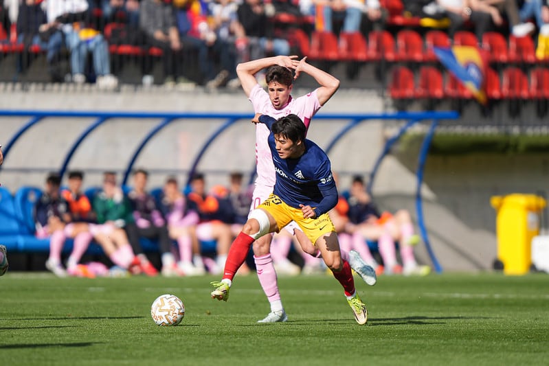 Minsu va ser substituït a la mitja part contra l'Eibar