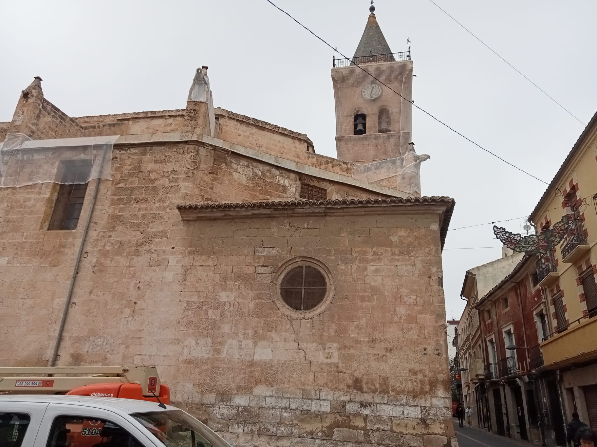 Exterior de la iglesia de Santiago. Villena