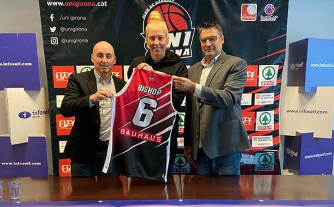 Xavi Fernández en la presentació de la jugadora Abby Bishop (arxiu).