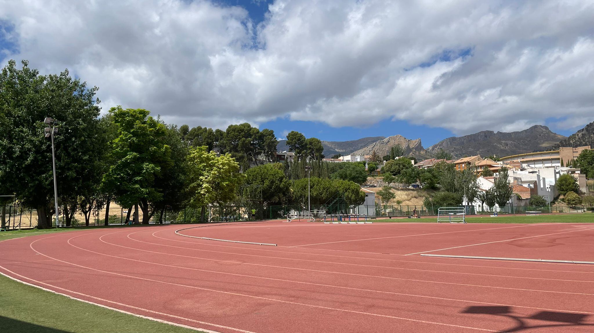 El Ayuntamiento de la capital ha sacado a licitación las obras de remodelación de la pista de  atletismo en La Salobreja