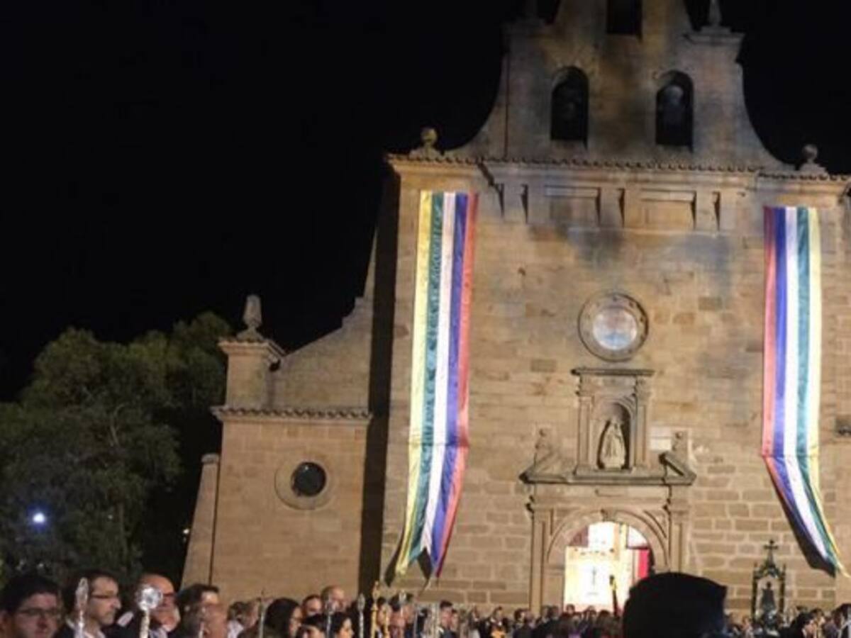 Roban en el Santuario de La Virgen de Linarejos