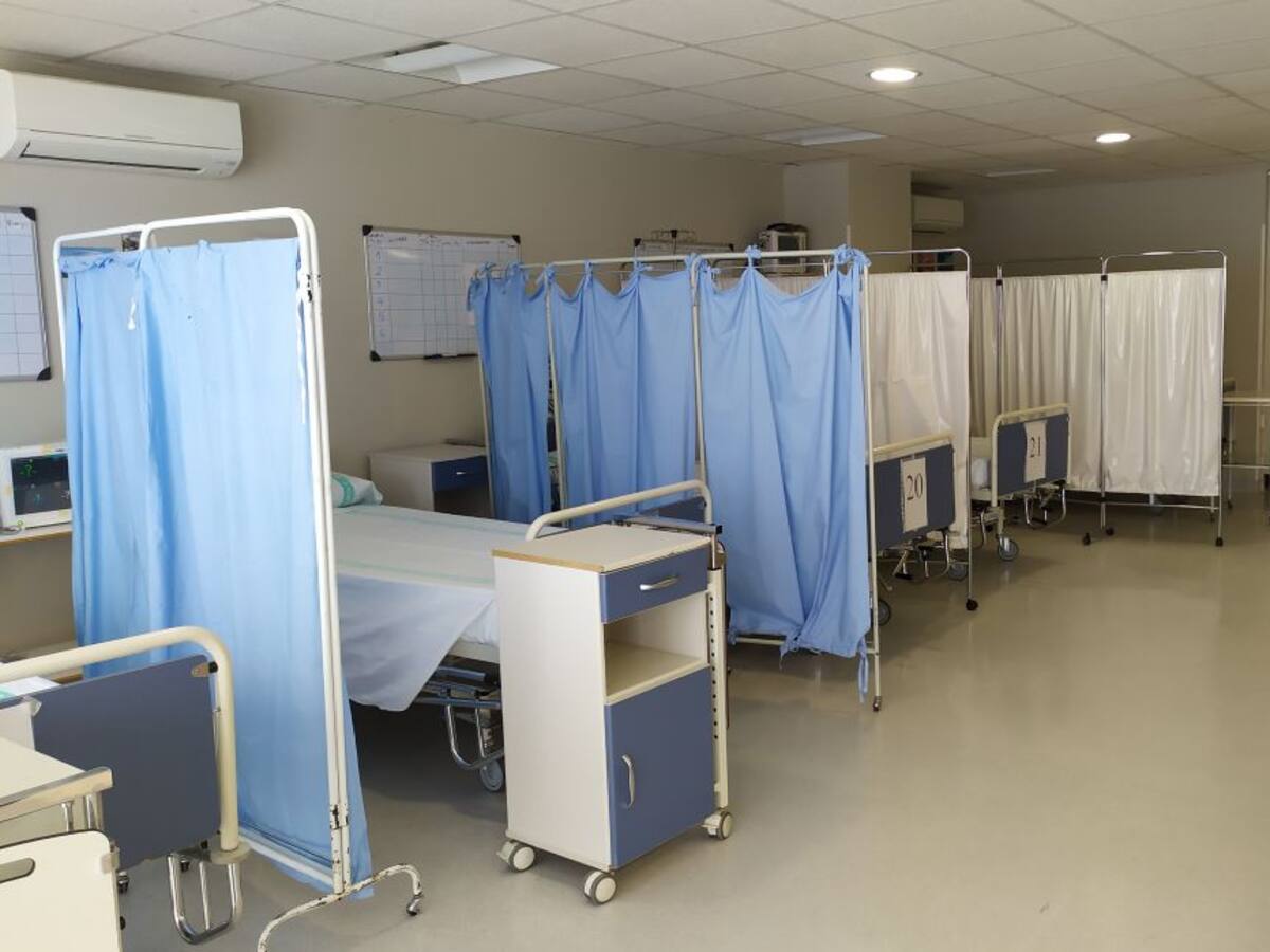 El Hospital de Guadalajara reorganiza espacios para habilitar más camas