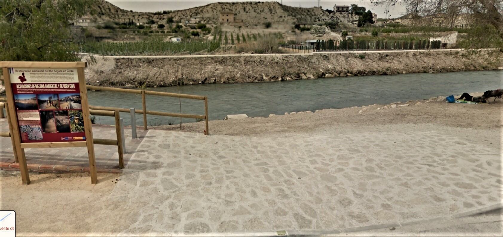 Playa fluvial de La Presa en Cieza