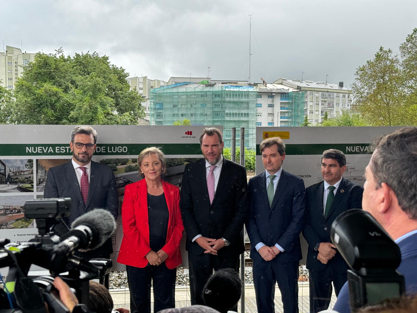 El ministro de Transportes y Movilidad Sostenible, Óscar Puente, visita las obras de la intermodal en Lugo