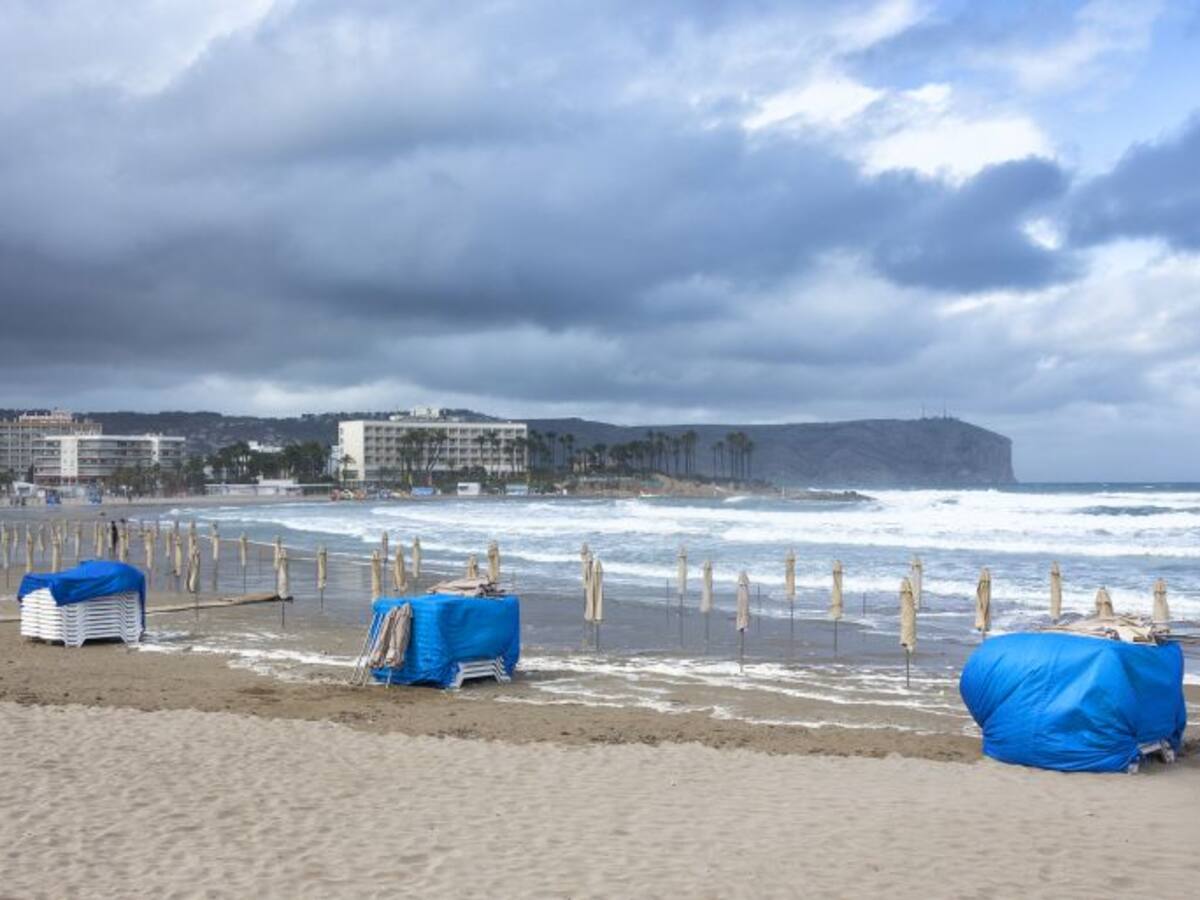 La primavera entra en Alicante con altibajos