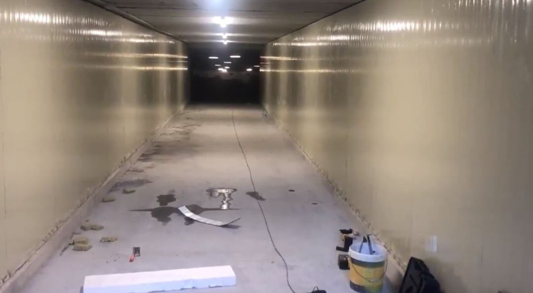 Túnel de acceso al aparcamiento subterráneo