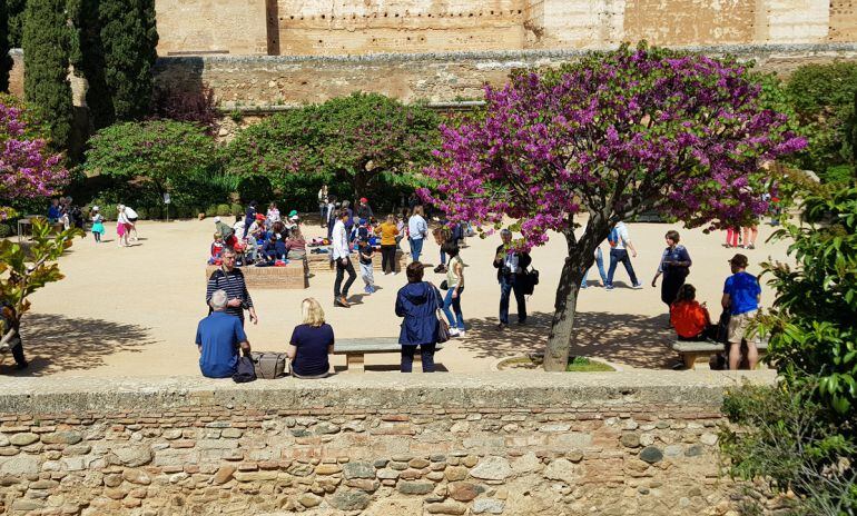 Turistas en la Alhambra