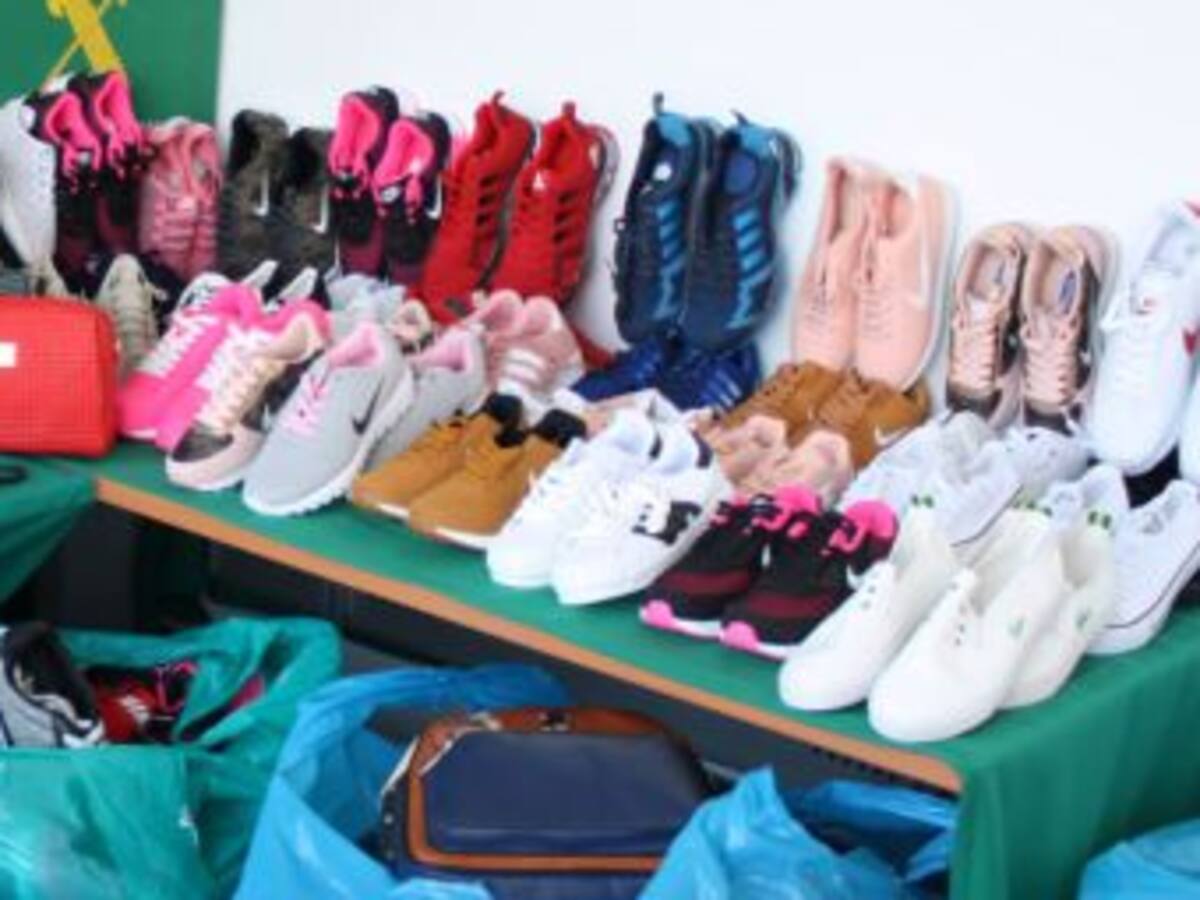 567 pares de zapatillas intervenidos y tres detenidos en Albacete