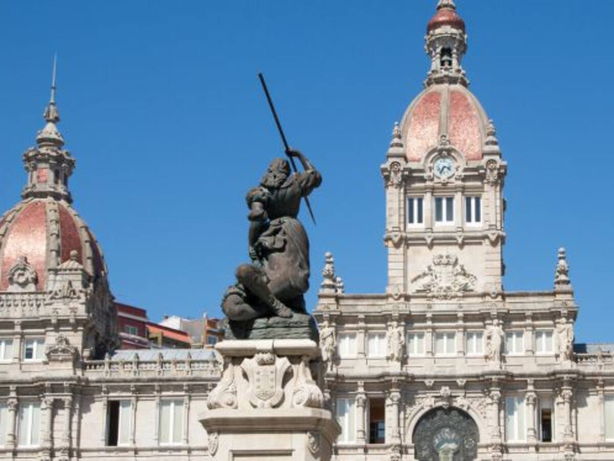 A Coruña lanza una oferta de empleo de 436 plazas, 180 de libre concurrencia