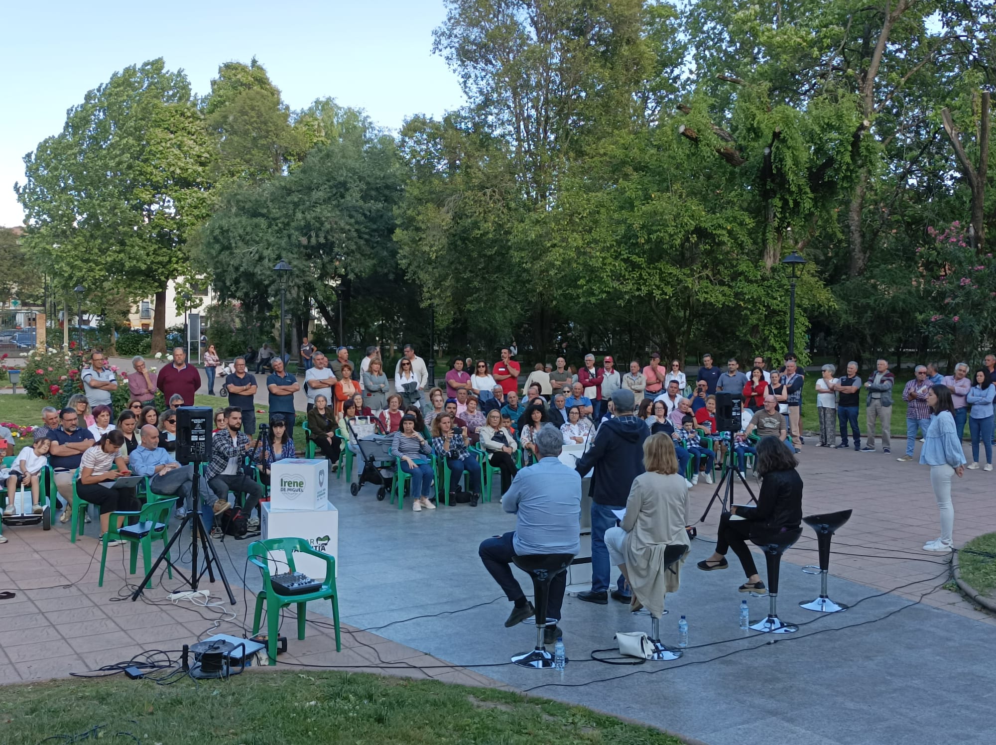 Acto público de Unidas Podemos en el parque Príncipe Felipe de Montehermoso