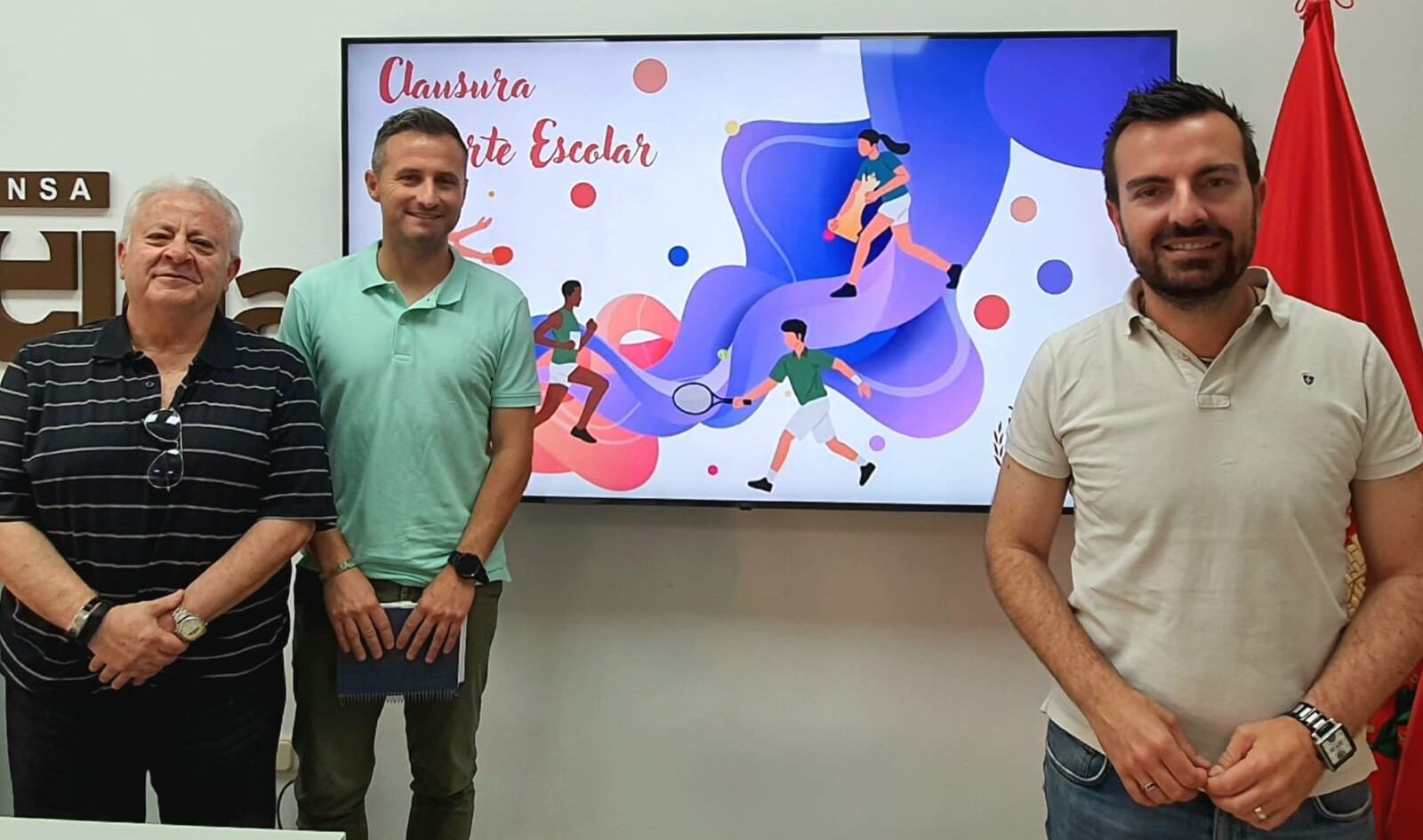 José Joaquín Pérez (I), Chema Martínez y Fernando Gómez (D)