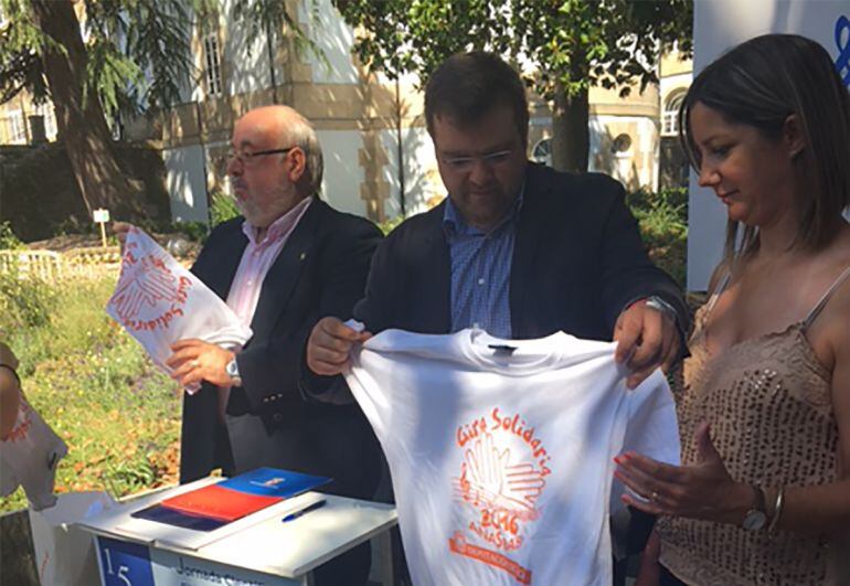 Presentación de la gira solidaria con las enfermedades raras