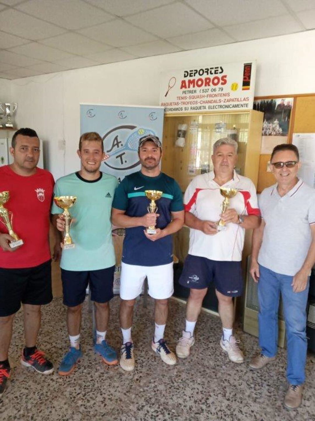 Finalistas en la categoría de adultos