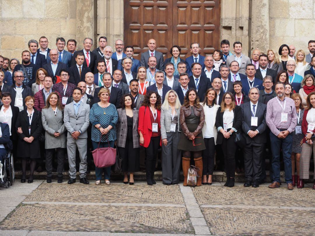 La ministra de Trabajo con los participantes en el congreso nacional de Centros especiales de empleo