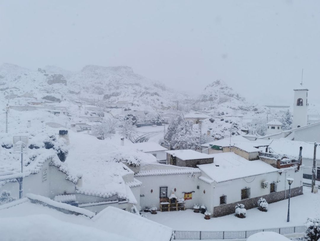 El barrio de las Cuevas de Guadix (Granada), nevado. Foto remitida por un oyente que se ha identificado como Neftalí