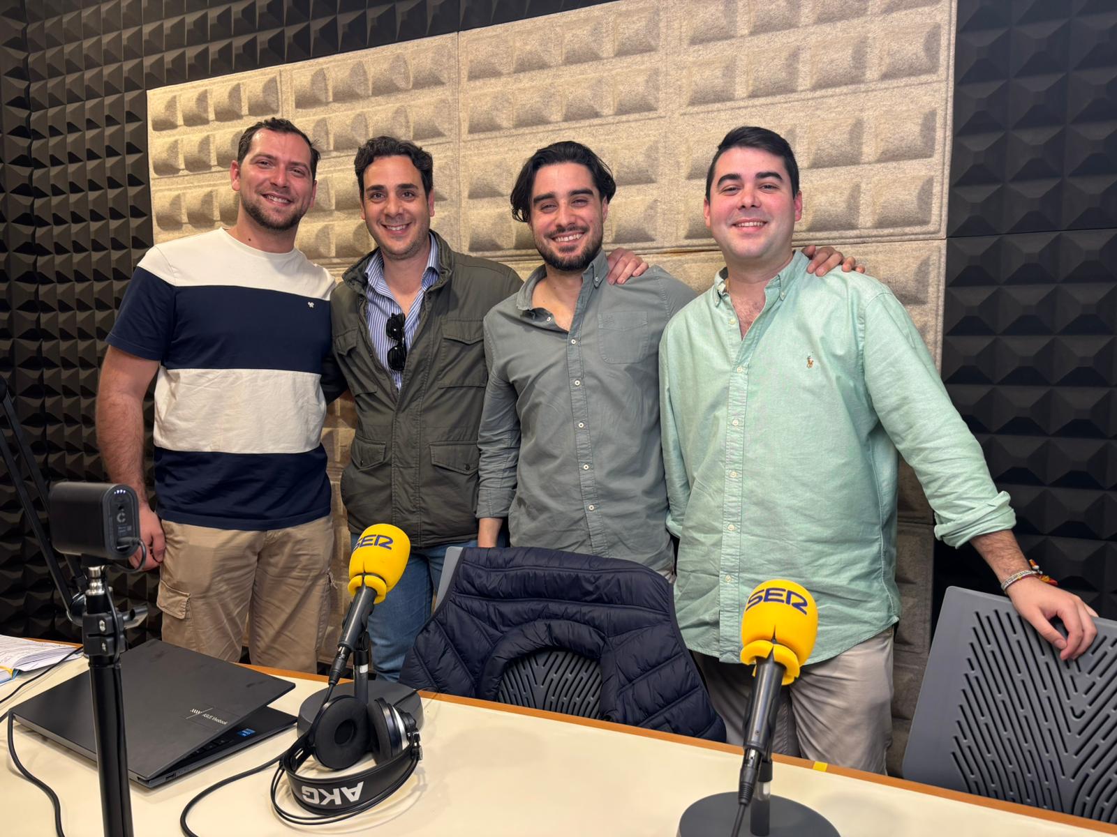 Tertulia/coloquio de jóvenes capataces de Morón en Radio Morón