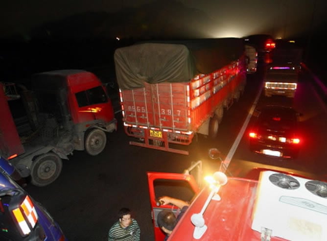 El monumental colpaso de 100 kilómetros de la autopista nacional número 110 ha concluido este miércoles, después de once días de &#039;pesadilla&#039;