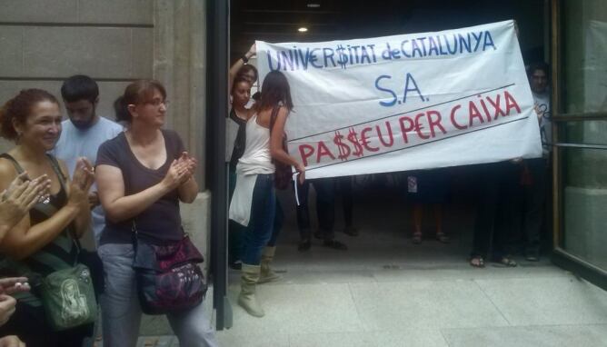 La protesta a la inauguració de curs a la Universitat Pompeu Fabra
