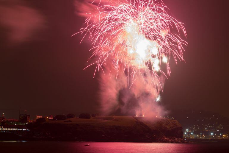 Noche de los Fuegos artificiales de Gijón 2017.