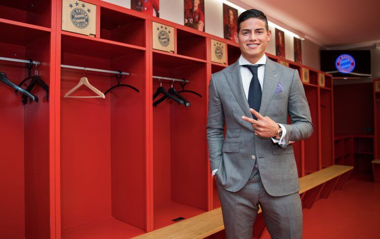 James Rodríguez en el vestuario del Allianz Arena 